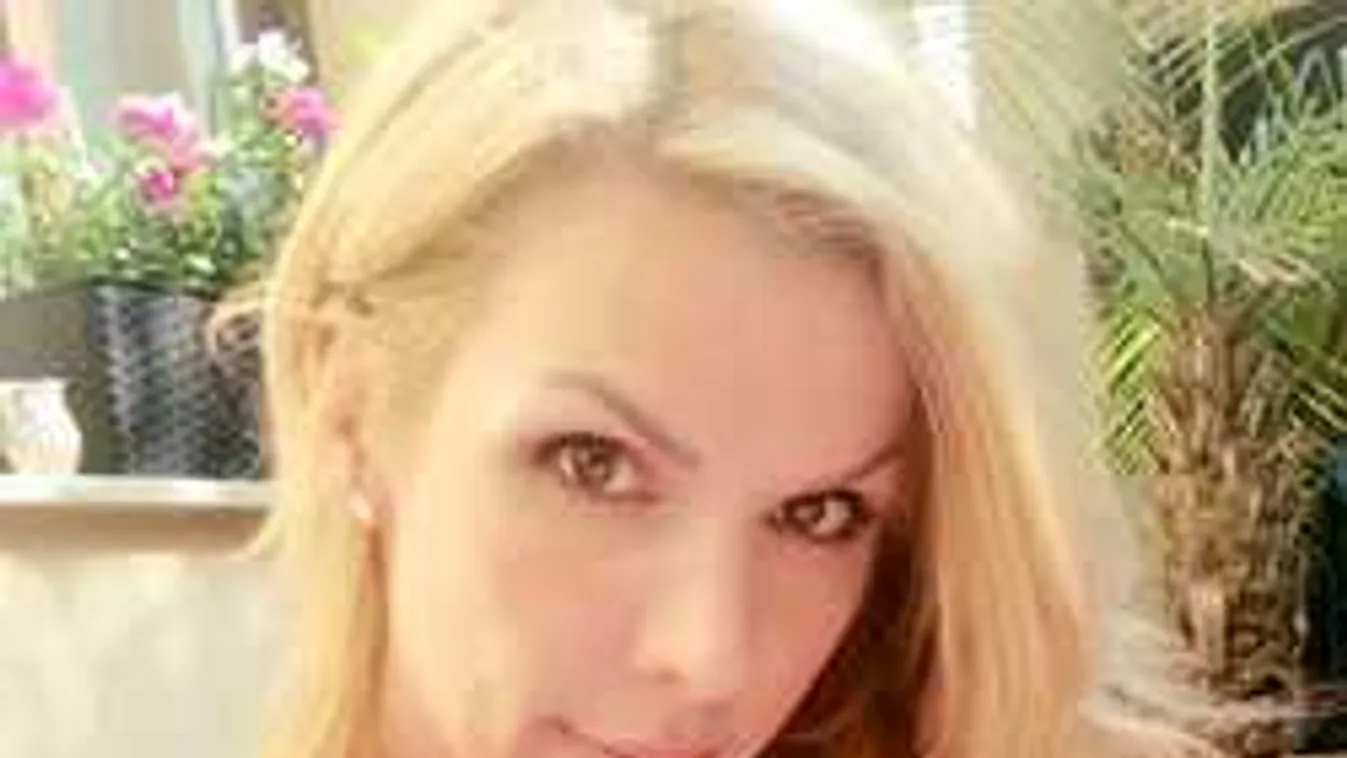 Intim fotót posztol magáról a magyar modell, ettől felforr a véred