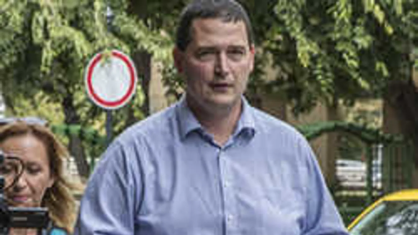 Ismét a Ripostra támadt a Jobbik, zaklatták munkatársainkat