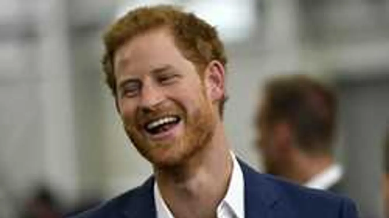 Meccsen lopták meg Harry herceget