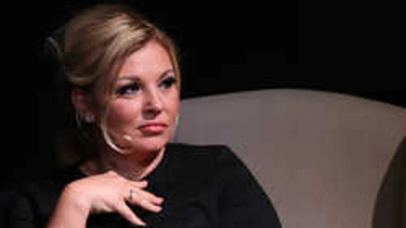 A nyílt utcán fotózták le Liptai Claudiát: elképesztő, hogy néz ki