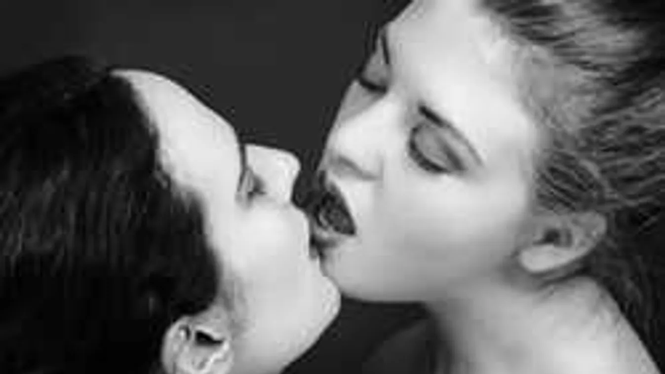 Egy nő vallomása: először aludtam együtt másik nővel, szerelmes lettem