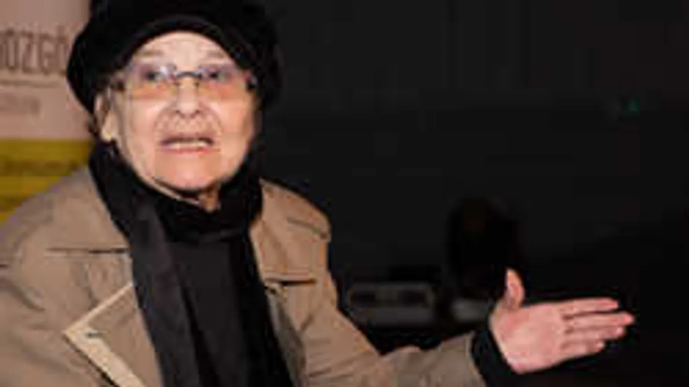 Megtudtuk, ápolót és kertészt is kap Törőcsik Mari