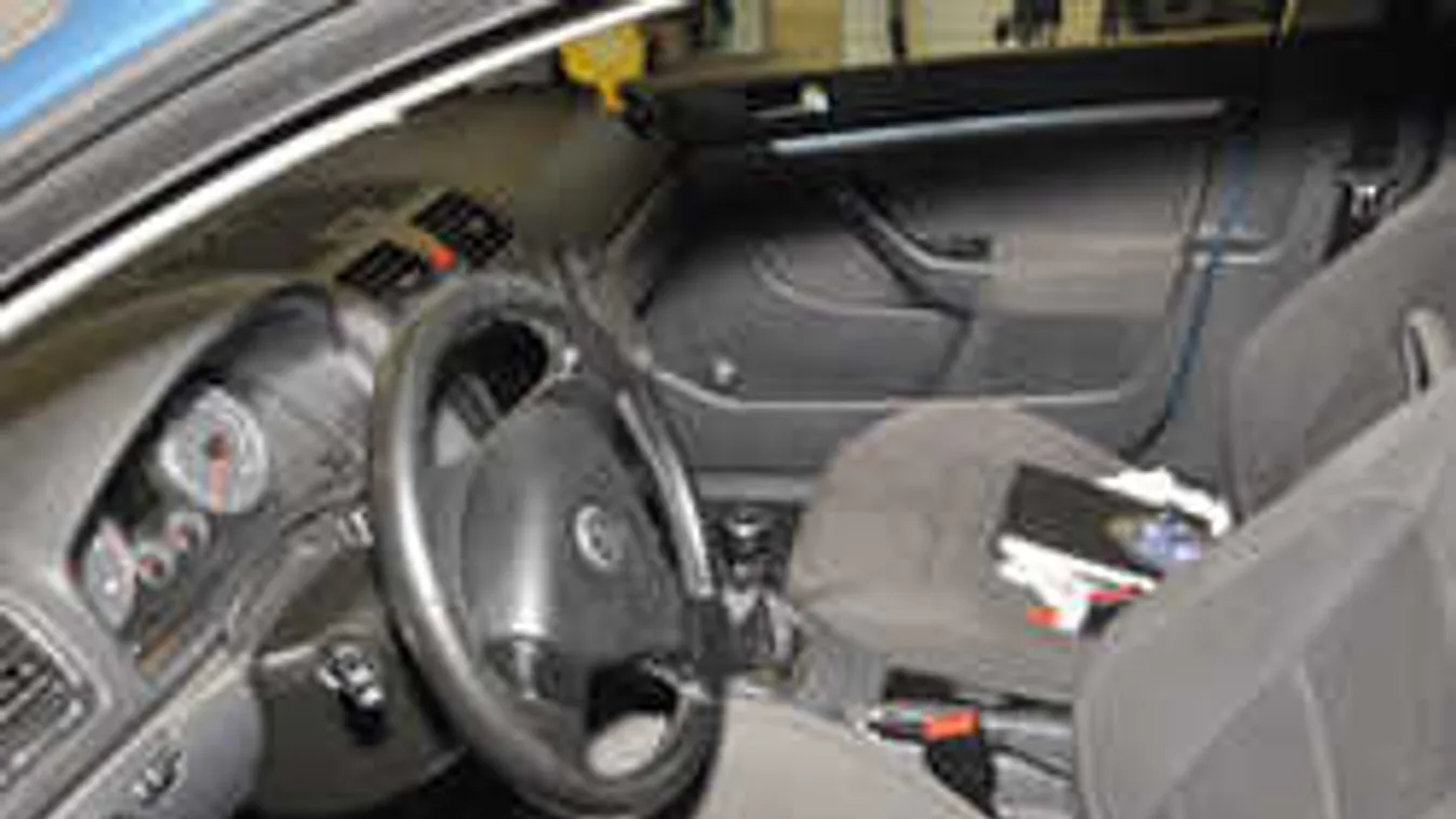 Sosem találod ki, hogy hova rejtette a merész autós a drogot