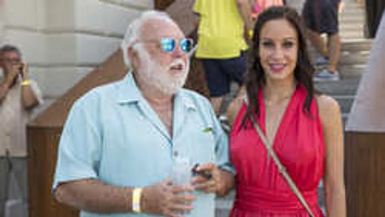 Nehéz időszak: fél éve nem él együtt az ismert pár