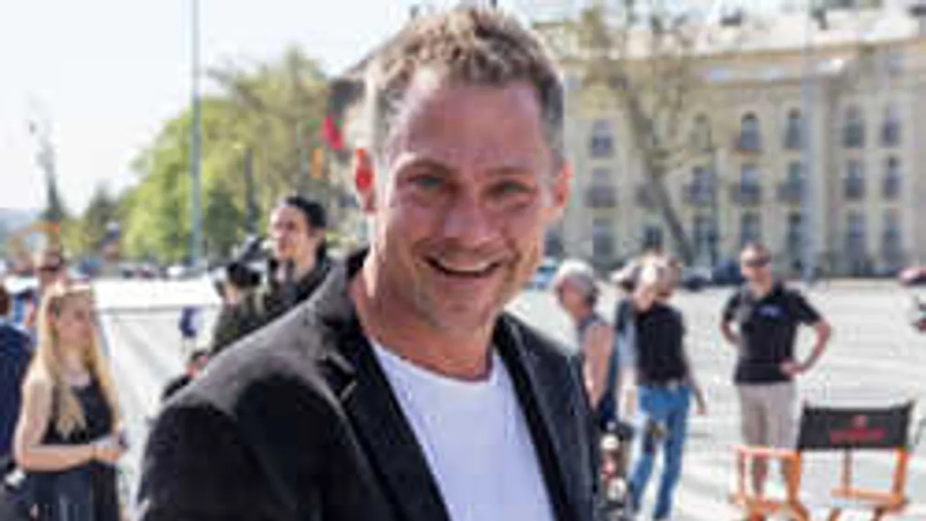 Hujber Feri megint megvilágosodott: Kanadában ugrott be a tuti