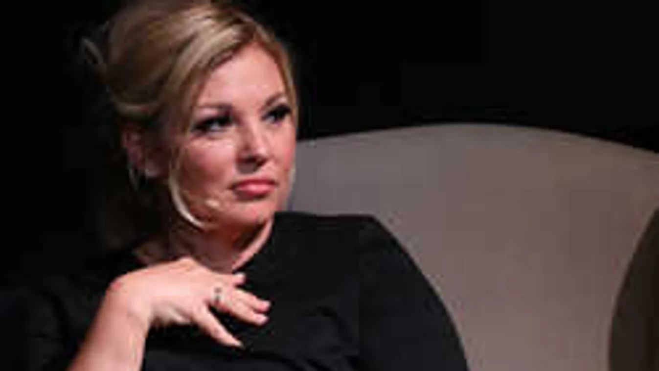 Nézői videó, ezért sírta el magát élő adásban Liptai Claudia