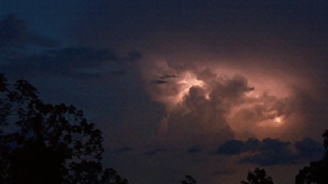 Lecsapott a vihar, többen meghaltak az ítéletidőben