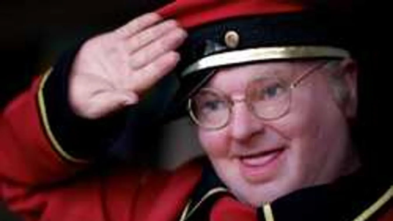 Újabb botrány: 25 éve halott sztárt vádoltak meg erőszakkal