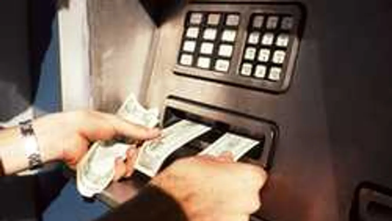 Vigyázzatok! Így lopnak tőletek a bankautomatánál!