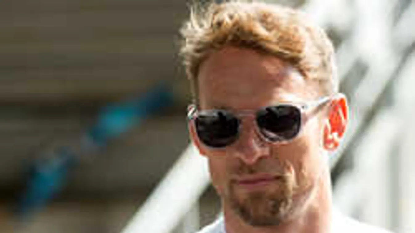 Jenson Button súlyosan megsértette Schumachert