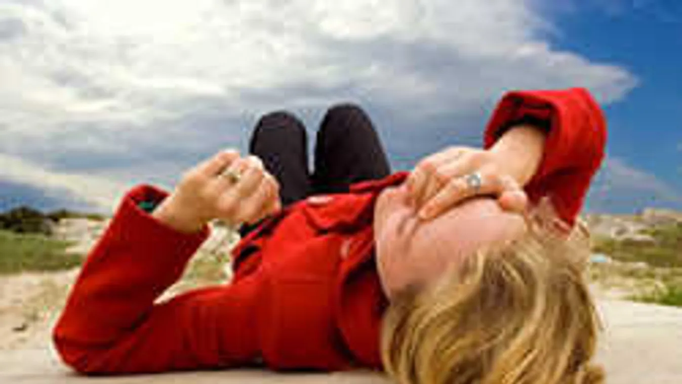 Így úszta meg a lány, aki négyszer ájult el az utcán