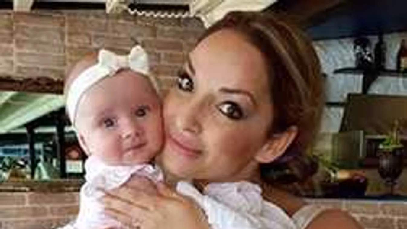 Babakocsival kergette a tolvajt Völgyi Zsuzsi