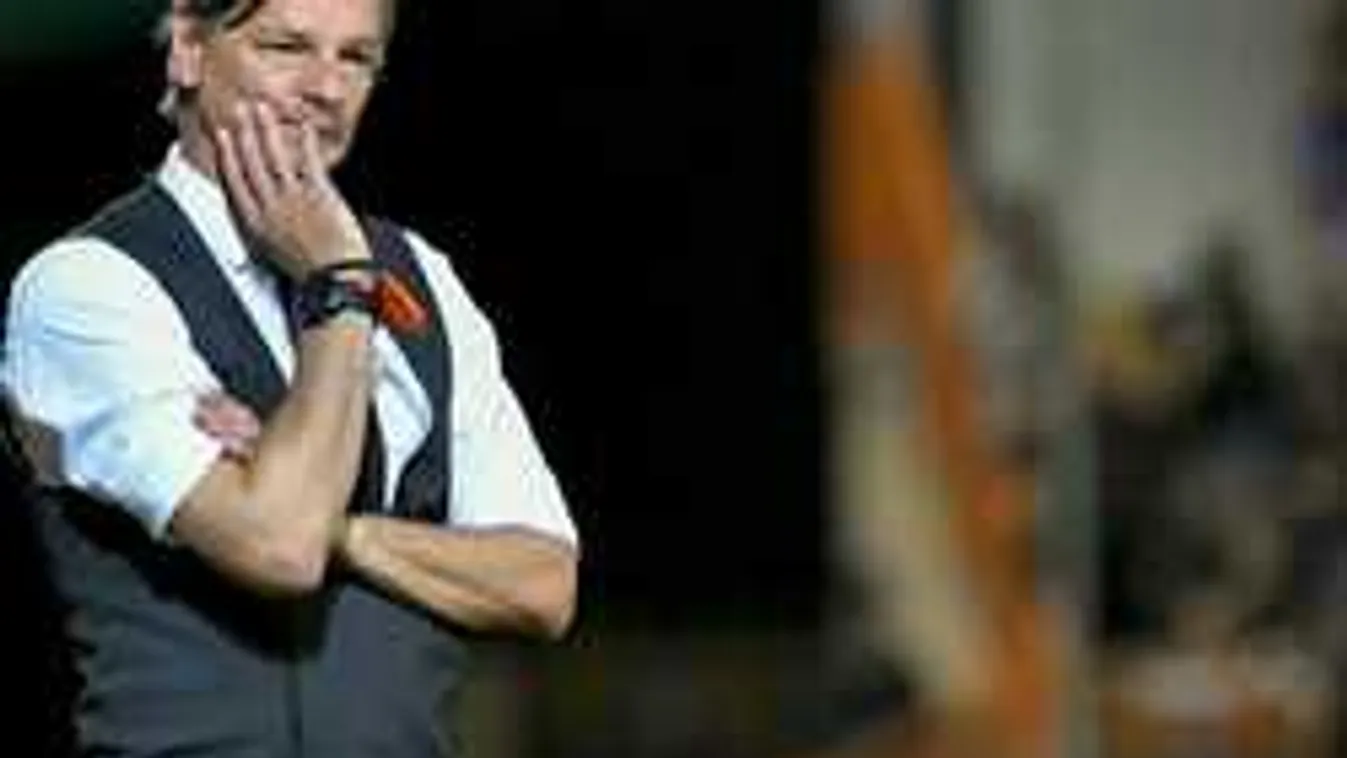 Ez kínos, csúnyán beégette magát a magyar fociedző