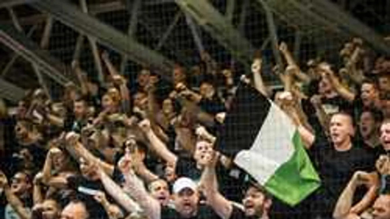 Visszatért a Fradi-tábor, pokoli hangulatot teremtettek