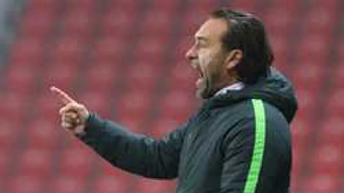 Doll kipakolt, nekiesett a Fradi-játékosoknak