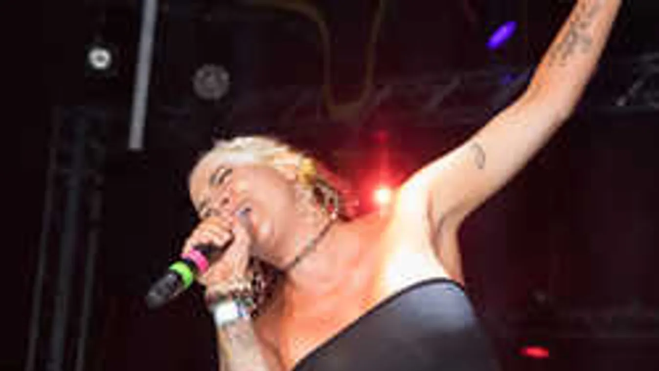 Mi történt Tóth Gabi arcával? Alig lehet ráismerni