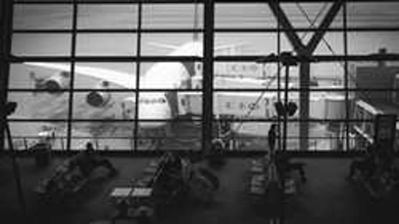 Kiürítették a repteret: bombát találtak a német férfinál