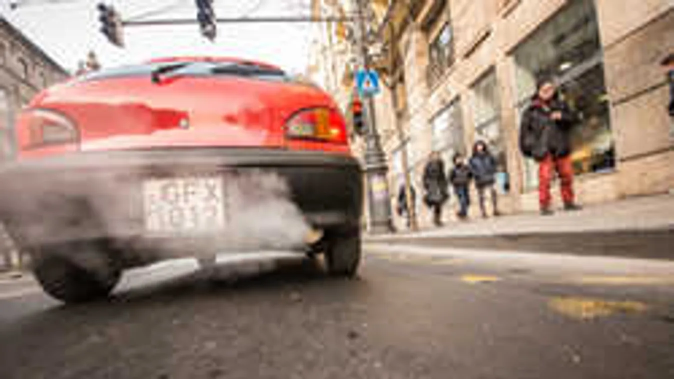 Mi lesz a pizzafutárokkal? Robogókat is kitiltanak szmog idején