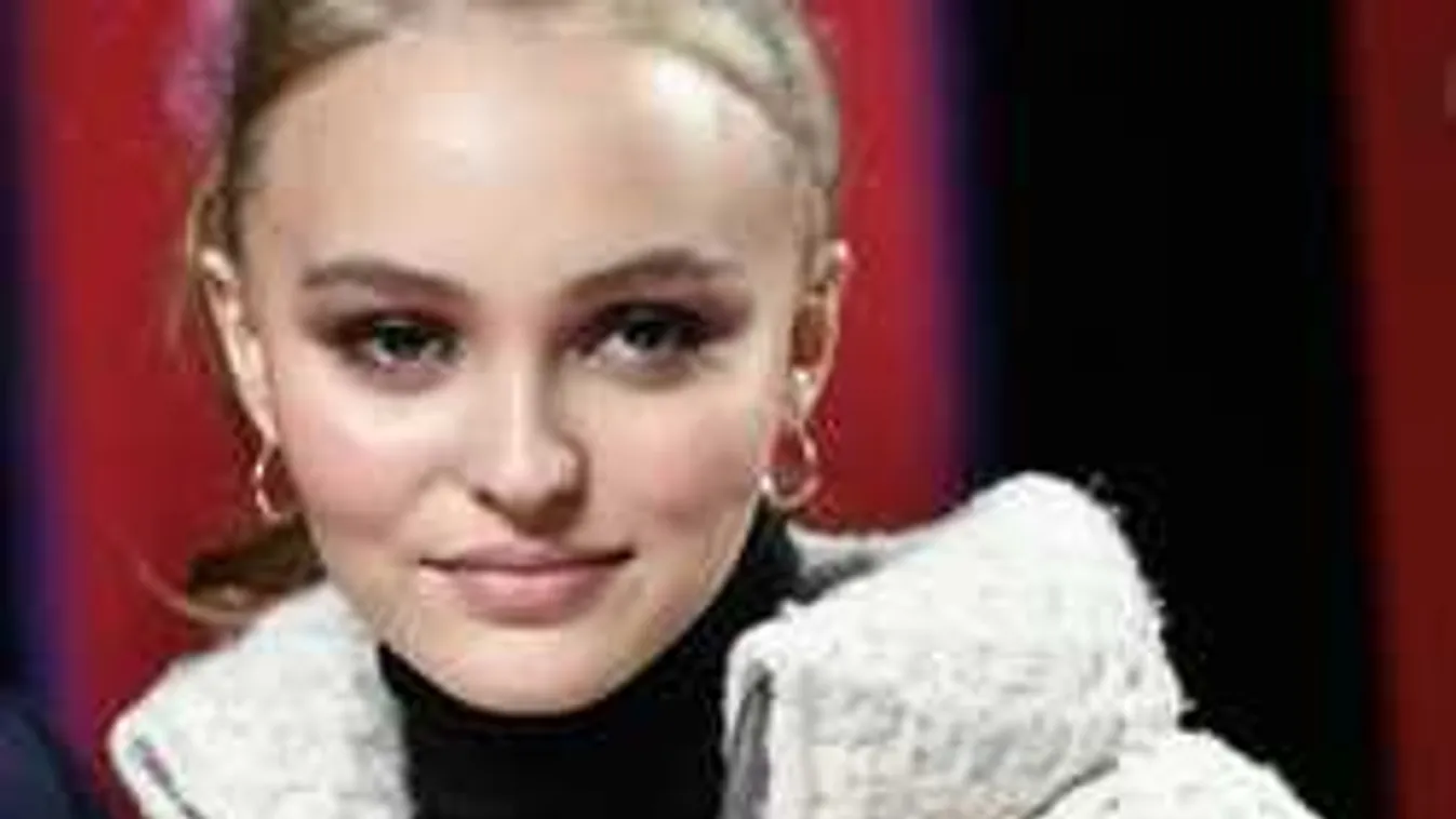 Háború a karácsonyért: lángokban állt Párizs