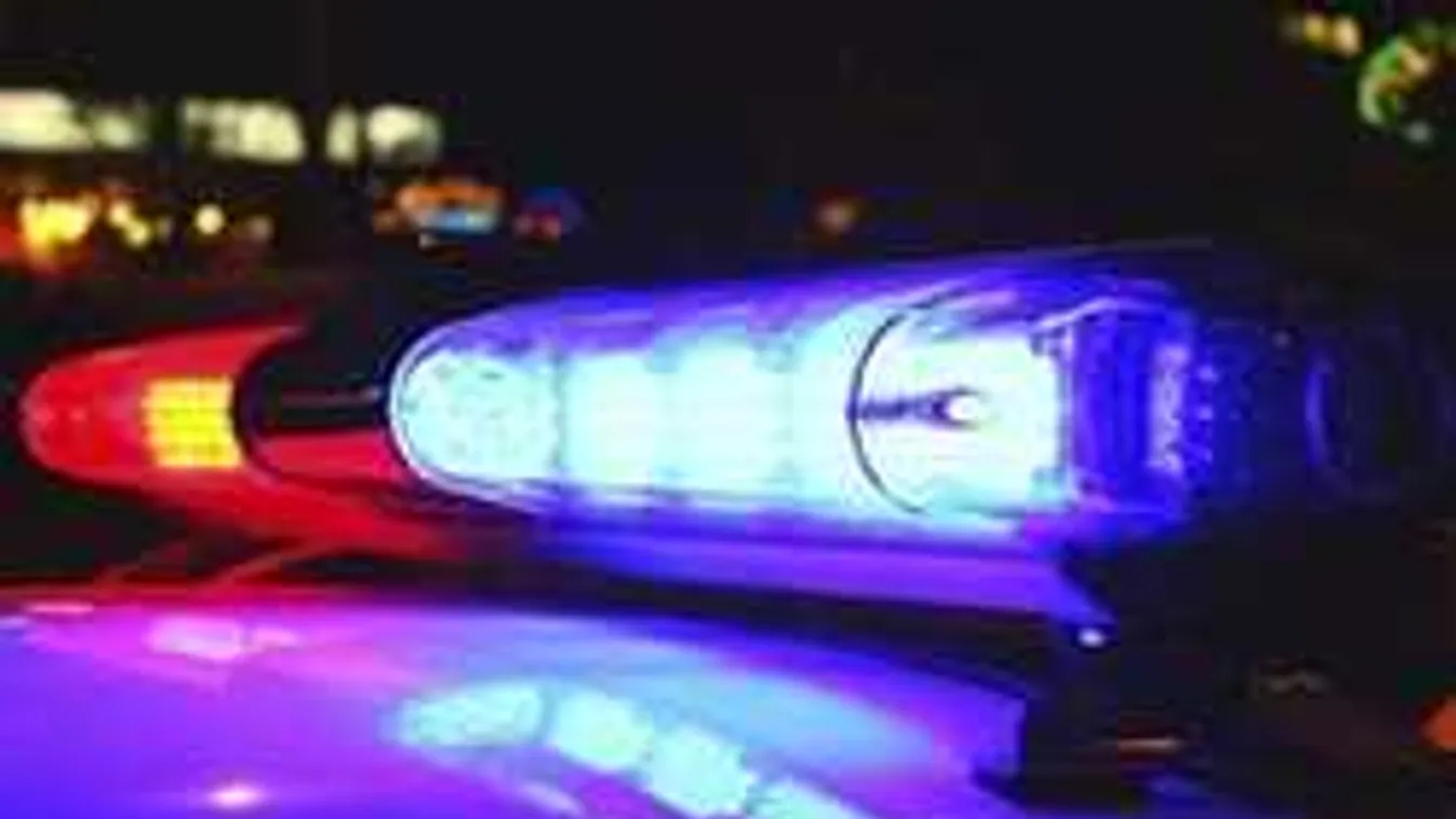 Gyerekek alatt omlott össze a lelátó, többen az elemek alá szorultak