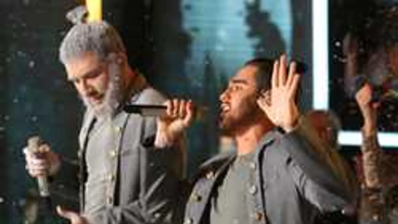 Elképesztő változáson ment keresztül a legendás énekes fia - Fotó