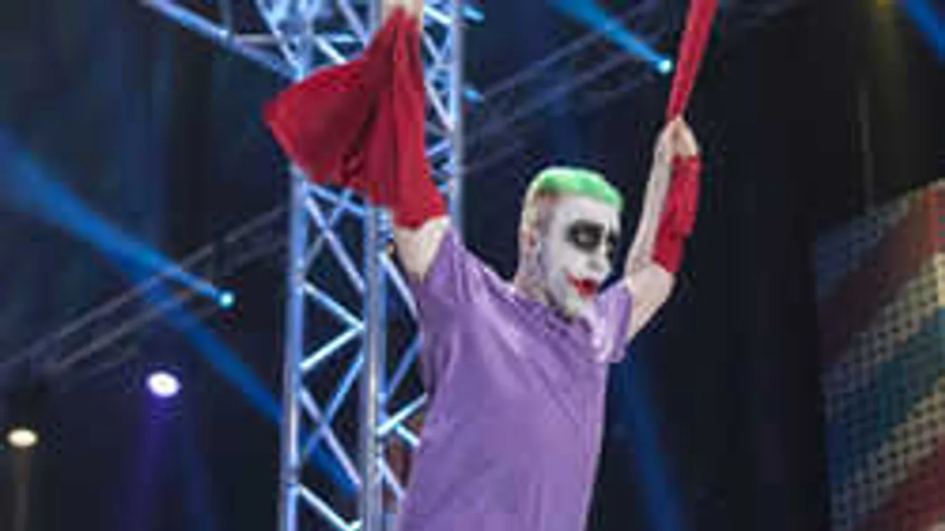 Joker jelmezben indult a bokszoló a Ninja Warrioron