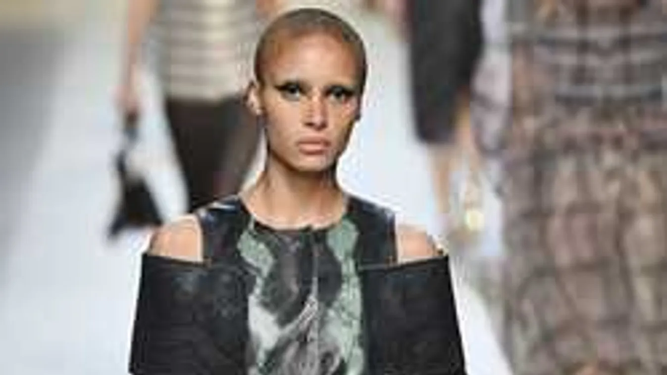 Döbbenetes eredmény: Ez a lány lett 2017-ben az év nője