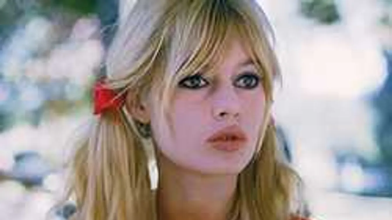 Visszatért a divatba Brigitte Bardot stílusa, így lehetsz ma szexi