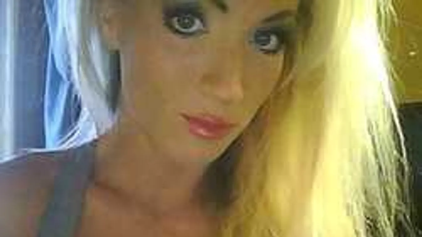 Elképesztő, így néz ki most az elfeledett magyar szexszimbólum - Fotó