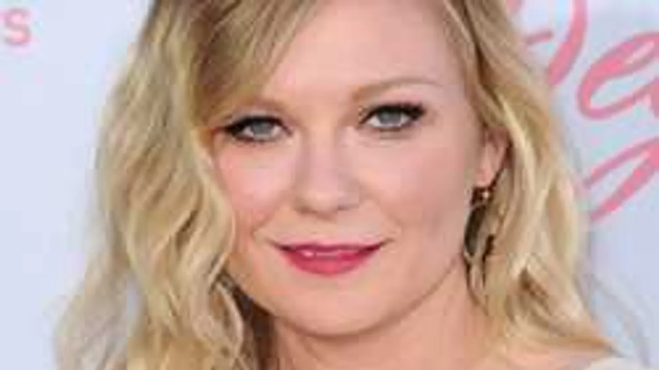 Kamerák előtt, egy szál melltartóban drogozott a szexi színésznő -Fotó