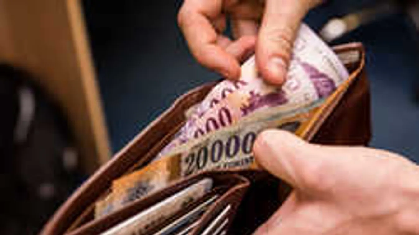 Jó hír a nyugdíjasoknak: akár 20 ezer forintot is kaphatnak most