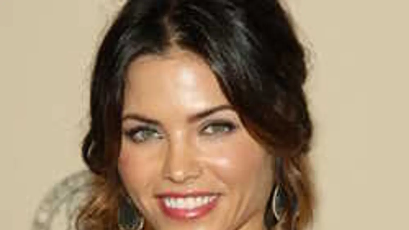 Ez aztán mocskos: malac képet posztolt magáról a színésznő