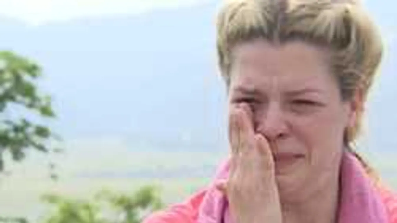 Igazi dráma: Zokogva üzent az Operett kirúgott színésznője - Videó