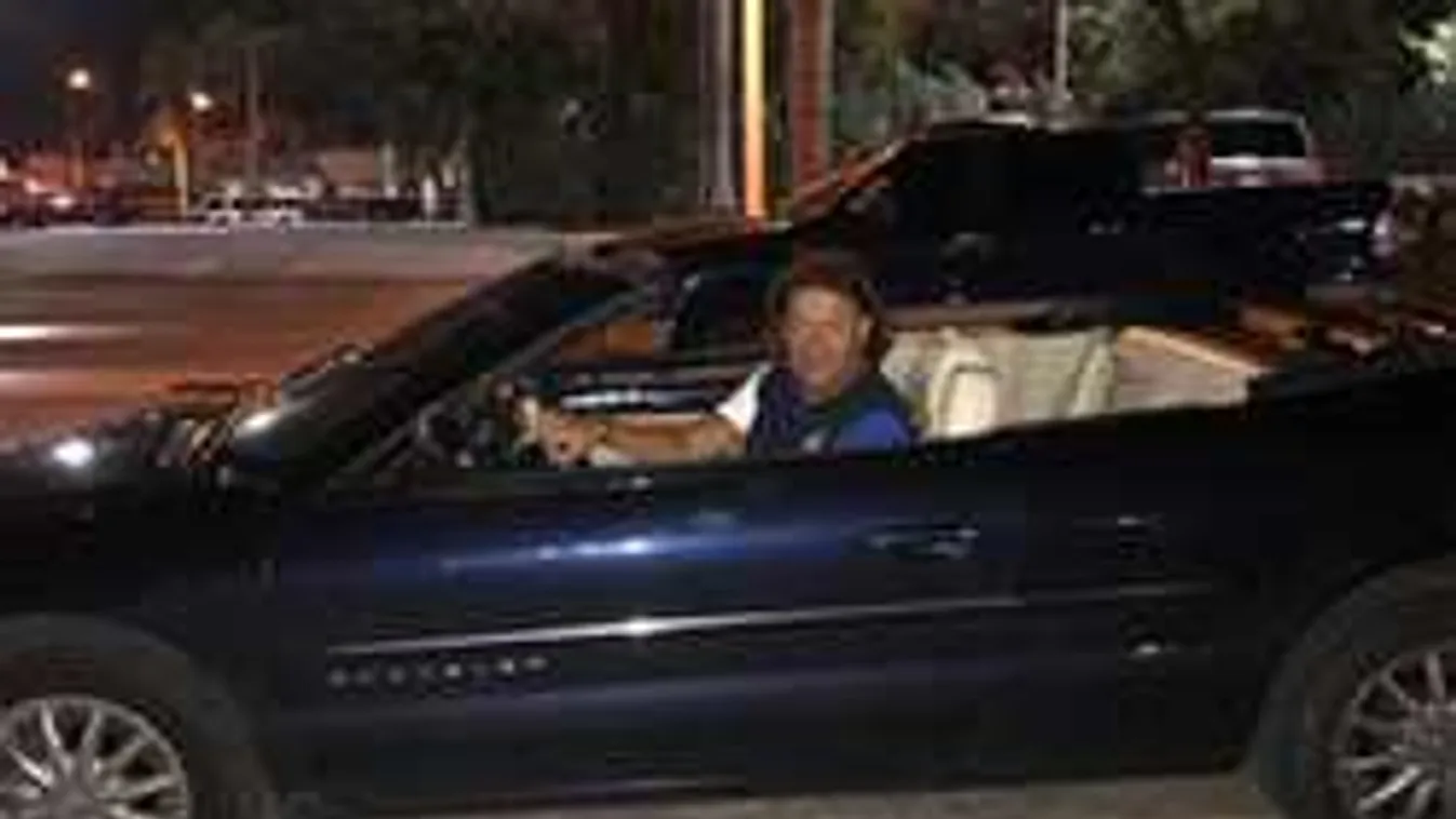 Itt vannak a fotók Hevesi Tamás amerikai álomnyaralásáról