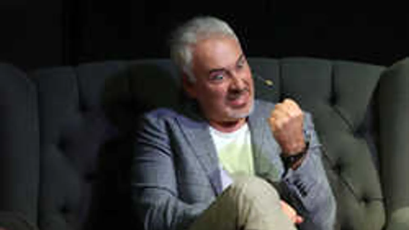 Botrány a színpadon: faképnél hagyta közönségét Hajós András