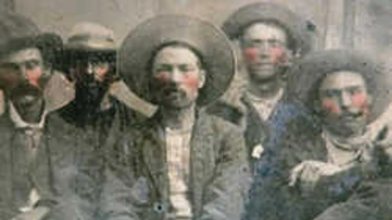 Multimilliomos lett a bolhapiacon vásárolt kép tulajdonosa