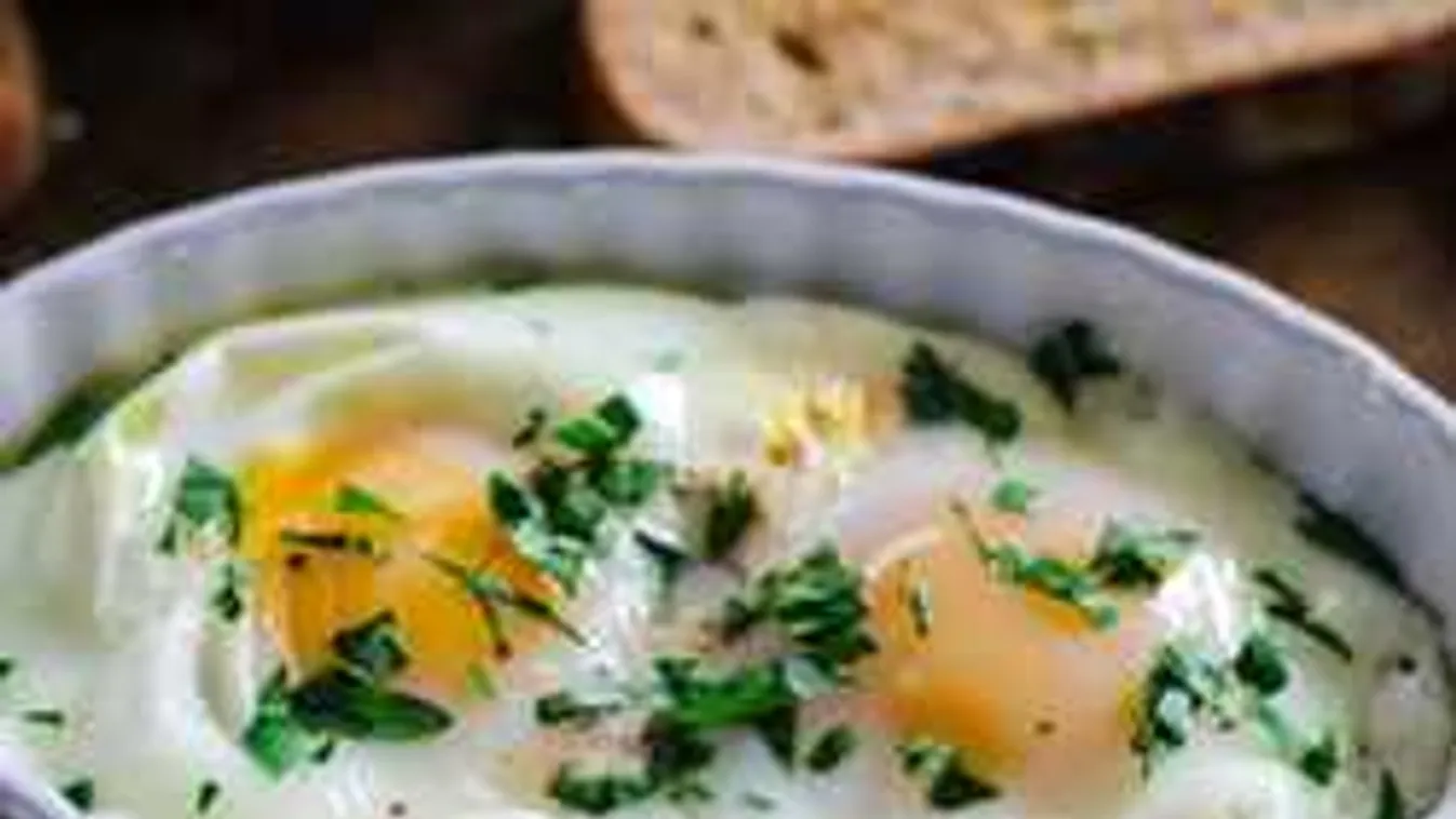 Tarol a neten legújabb fitt reggeli: Kóstold meg a görög tojást