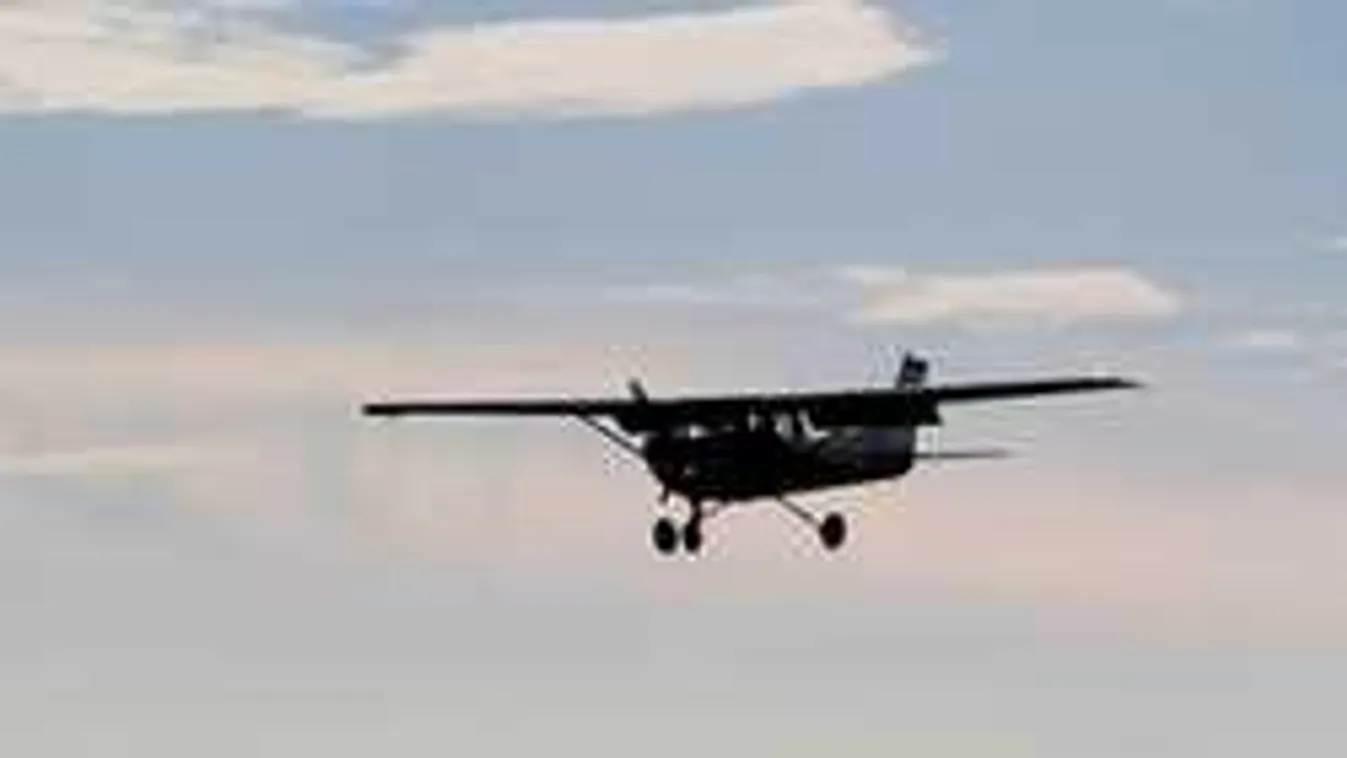 Elképesztő videó: reménytelen helyzetet mentett meg a pilóta