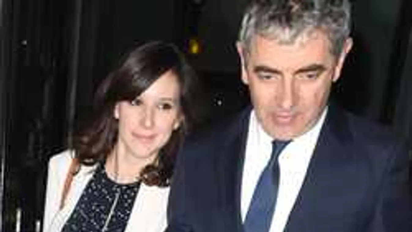 Örömhírt jelentettek be, 62 évesen újra apa lesz a sztár