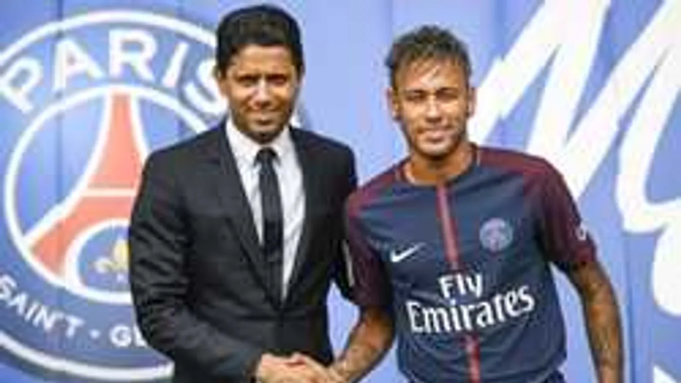 Földrengésszerű változás, borul minden a fociban