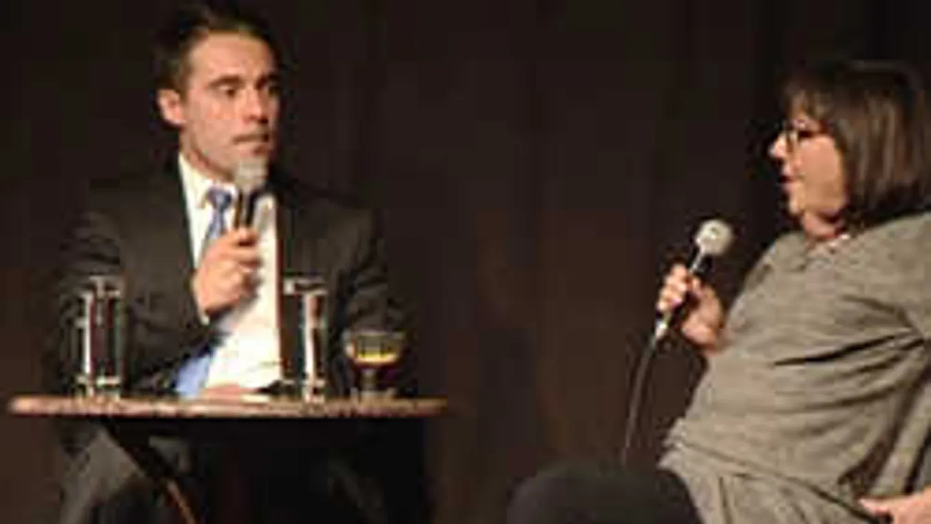 Cigányok, szutykok, rabbiruha, Ku-Klux-Klán: Dől a mocsok a Jobbikból