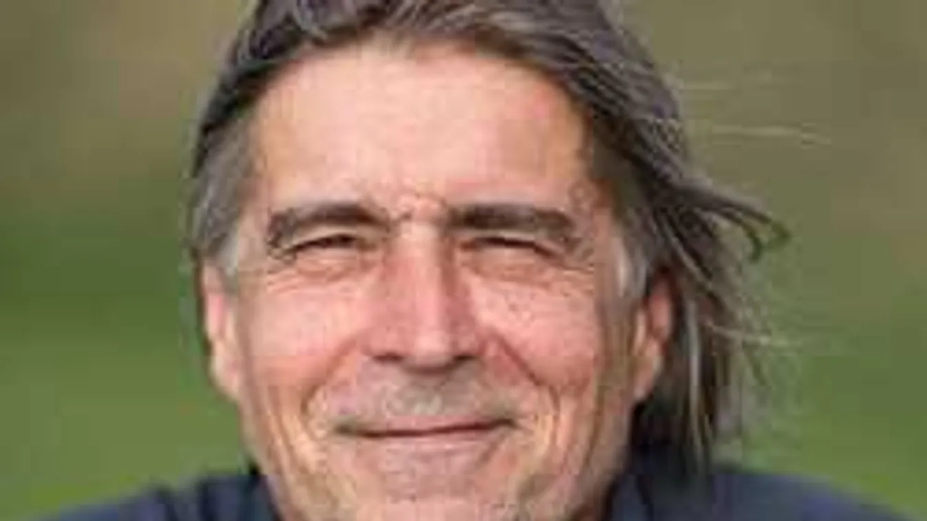 Révész Sándor: Tavaly megbocsátottam Som Lajosnak