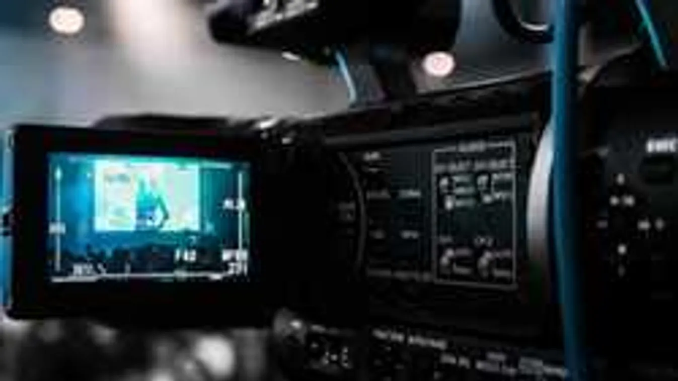 Titkolóznak a filmesek, baleset miatt állt le a sikersorozat forgatása