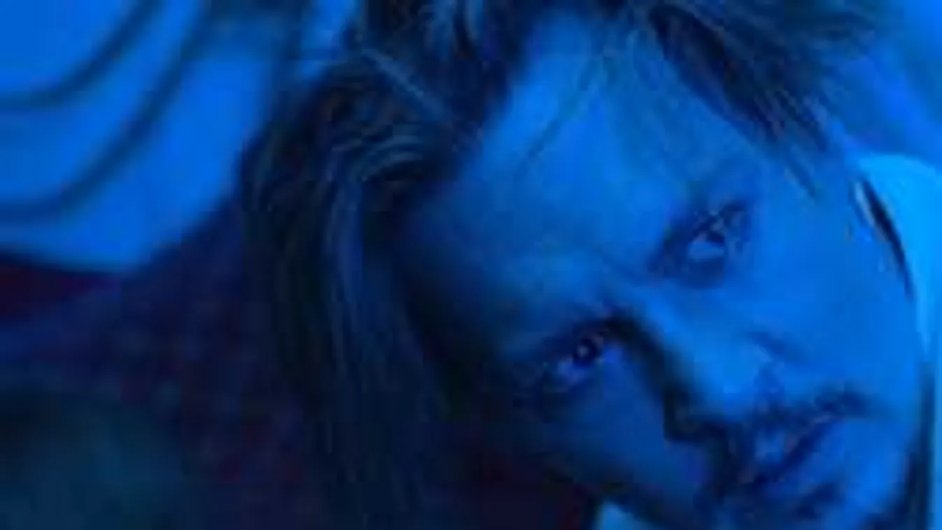 Kemény szexvideót forgattak a sztárbarátok két szexi nővel +18