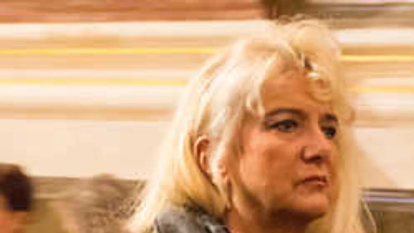 Megtörte a gyász a magyar énekesnőt, most megszólal Som haláláról