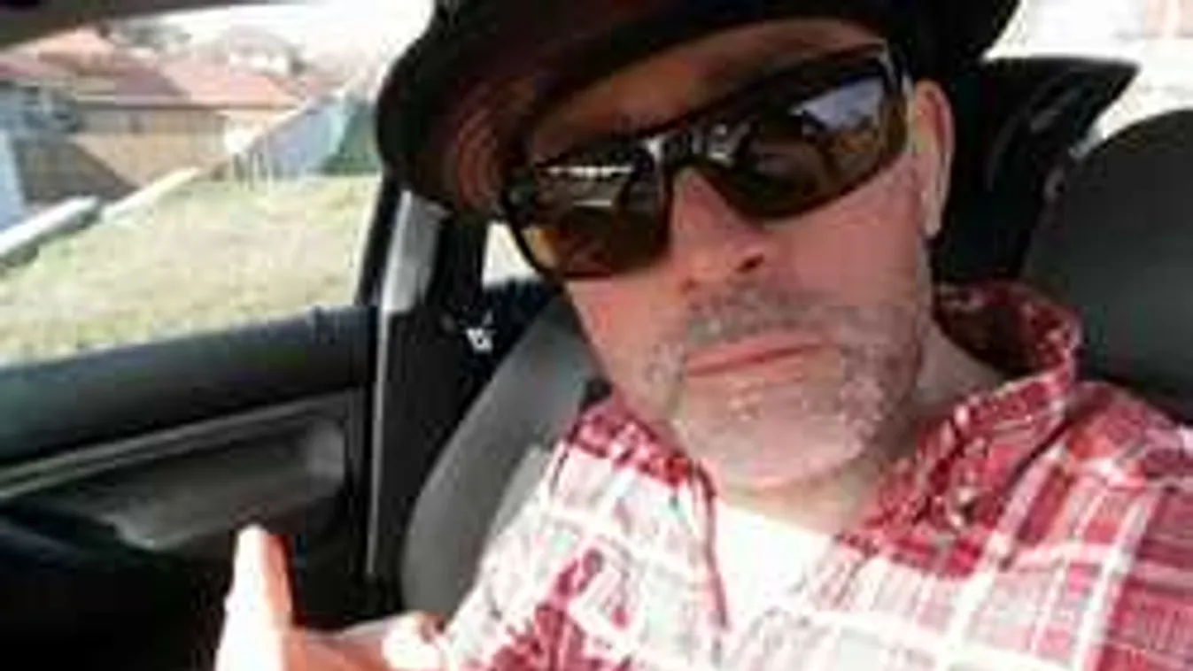 Családi dráma, agyvérzést kapott a magyar sztár édesapja