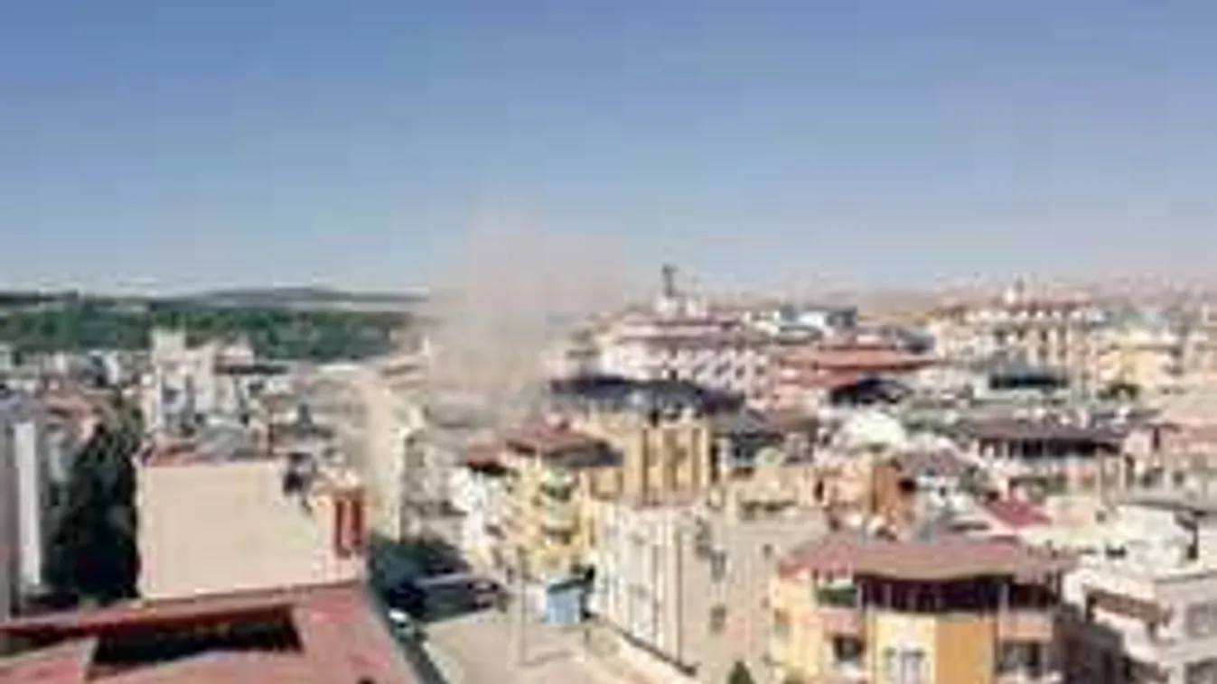 Most érkezett: Robbanások egy mecsetnél, rengeteg halott