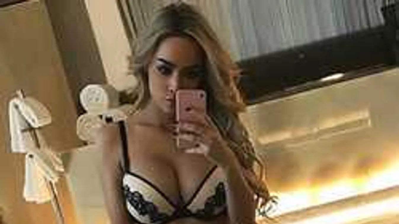 Vadító képet posztolt formás fenekéről a híres modell - Fotó