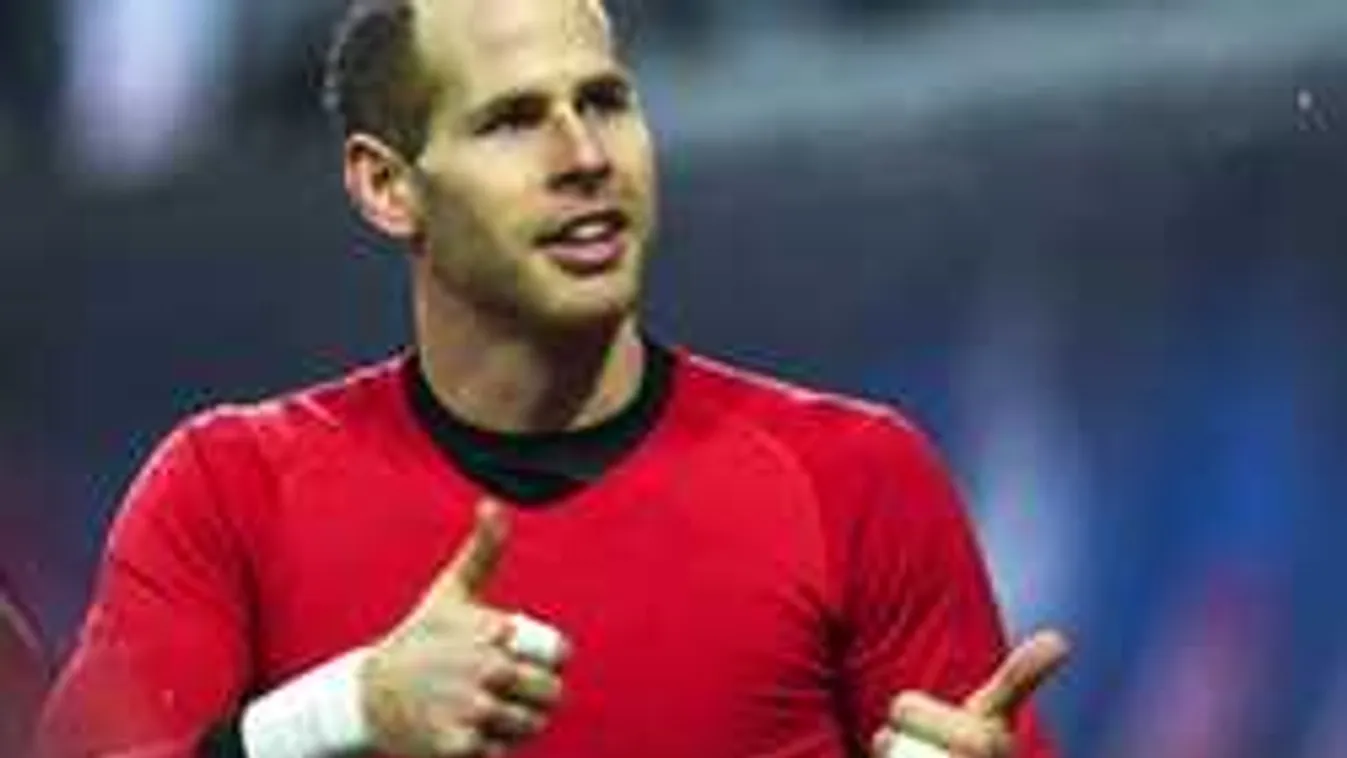 Eldőlt, itt folytatja a pályafutását Gulácsi Péter