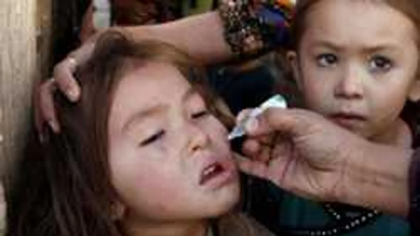 Iszlámellenes az oltás - mondta az imám. A kisfiú pedig lebénult